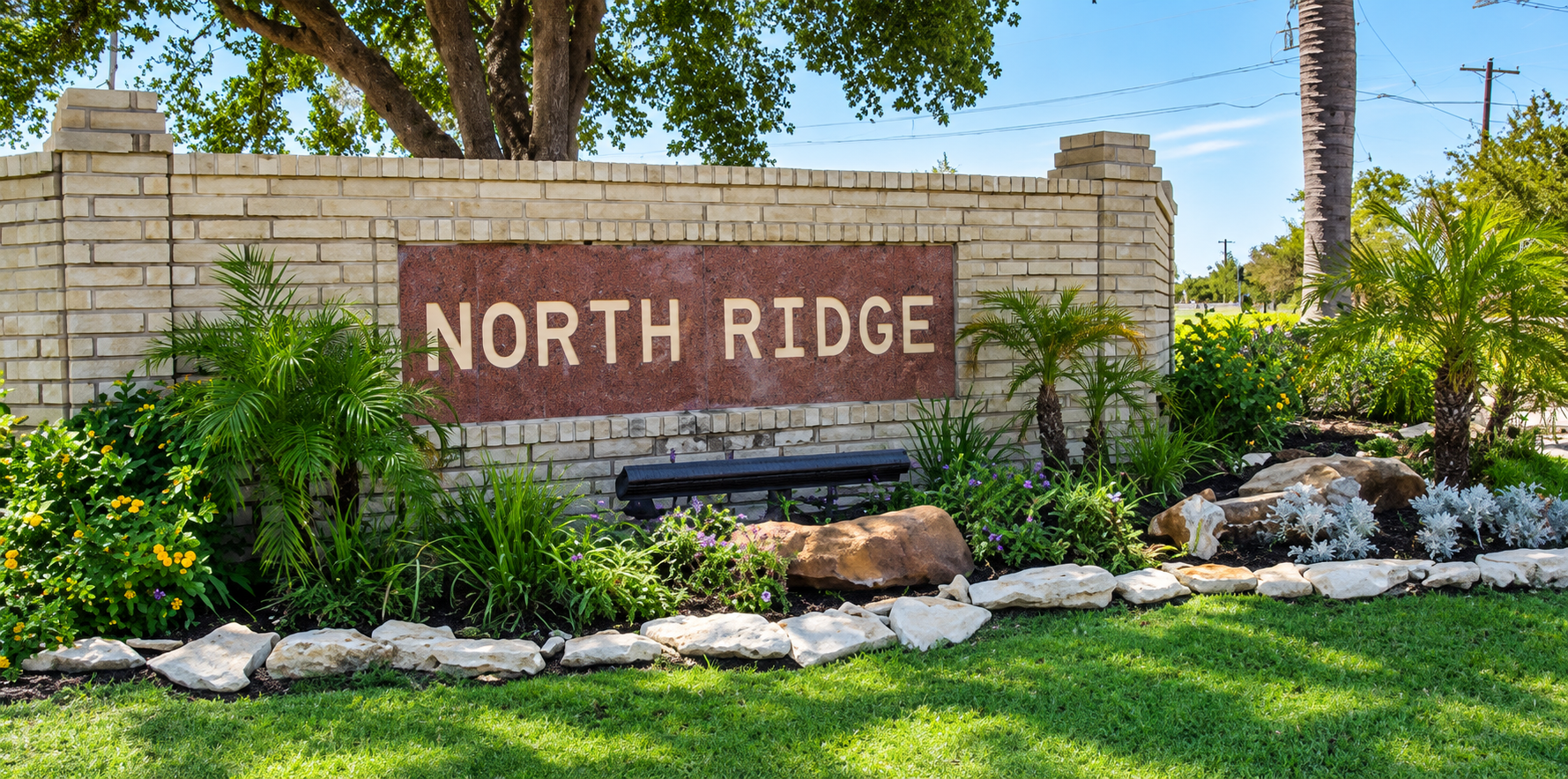 North Ridge Stone Entrance